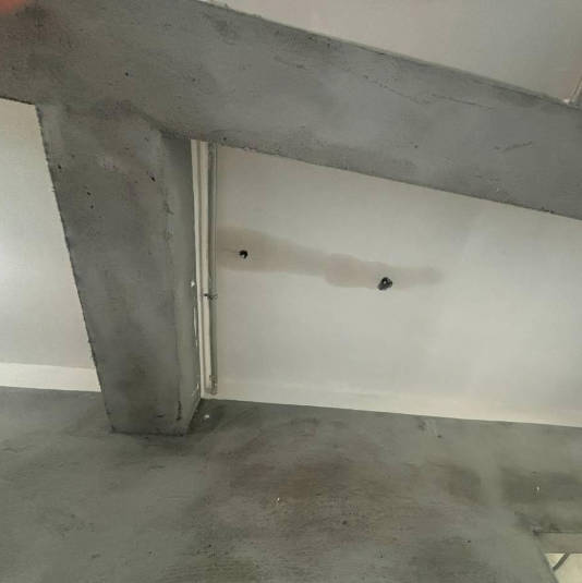 布吉檐沟漏水处理布吉阳台补漏防漏上门诊察渗水点